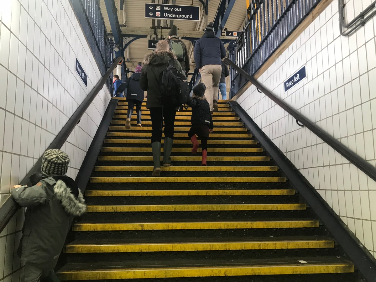 Finding happiness on public&nbsp;transport